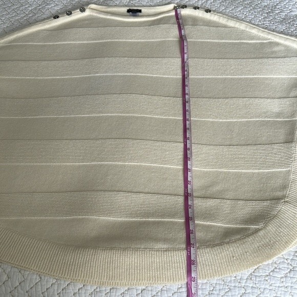 TALBOTS Ivory Knit Poncho Style Sweater Lambswool/Nylon 3/4 Sleeve Size M - Picture 12 of 13
